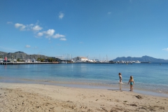 Port de Pollença - strand en jachthaven met restaurant Stay